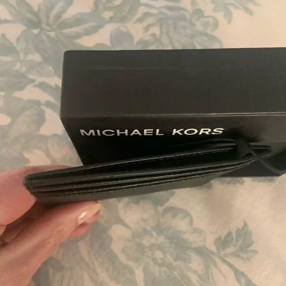 Michael Kors tall card case black NWT